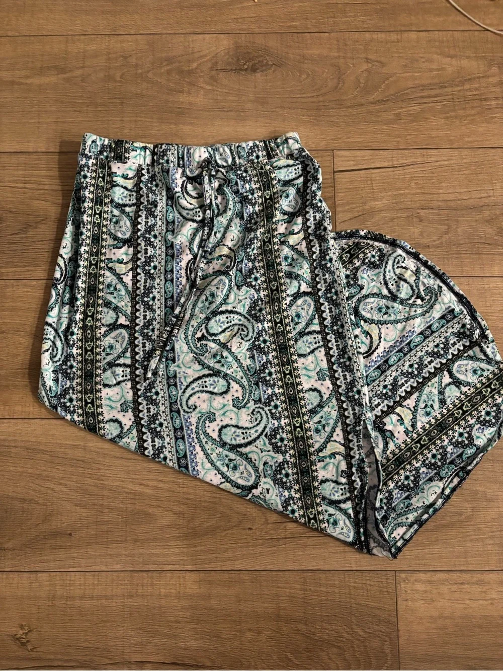 Bobbie Brooks Teal, Black and White Paisley Athletic Shorts